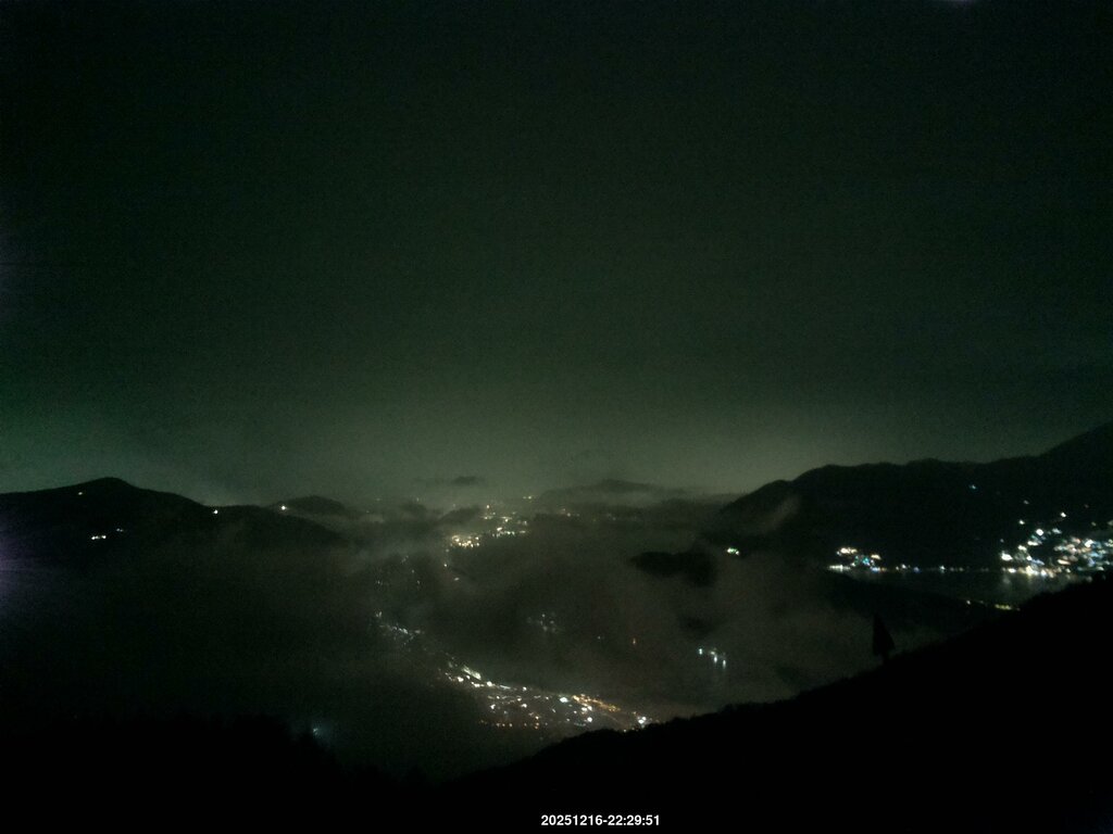 Image: 2025-12-16_22-30.jpg