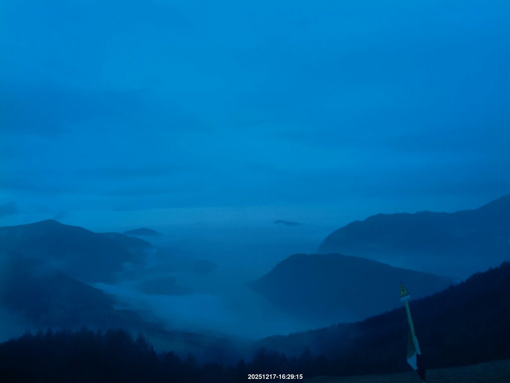 Image: 2025-12-17_16-30.jpg