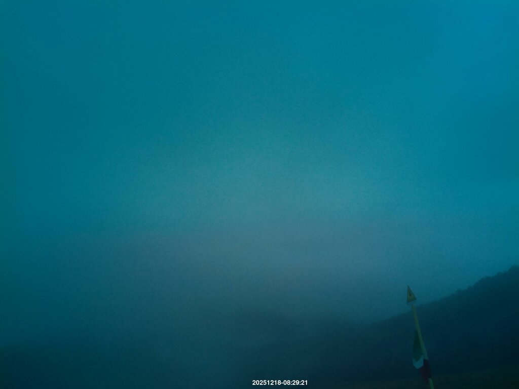 Image: 2025-12-18_08-30.jpg