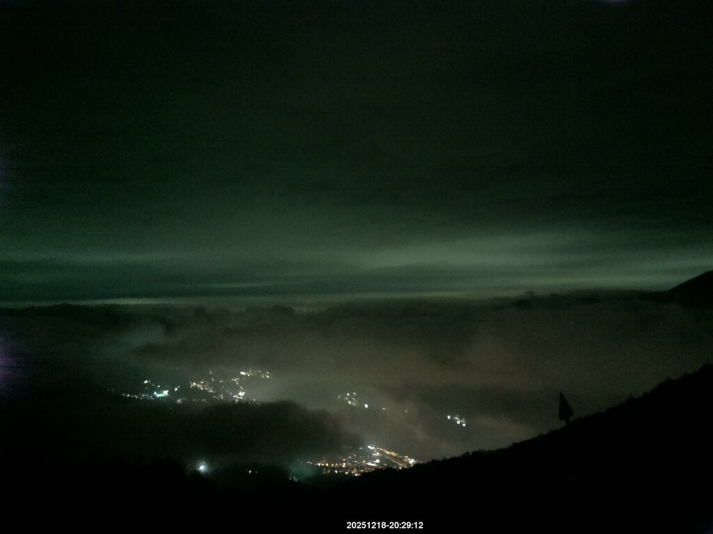 Image: 2025-12-18_20-29.jpg
