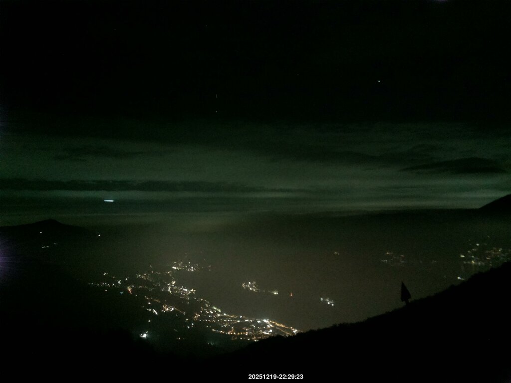Image: 2025-12-19_22-30.jpg
