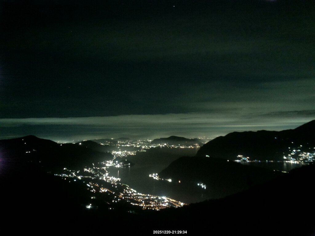 Image: 2025-12-20_21-30.jpg