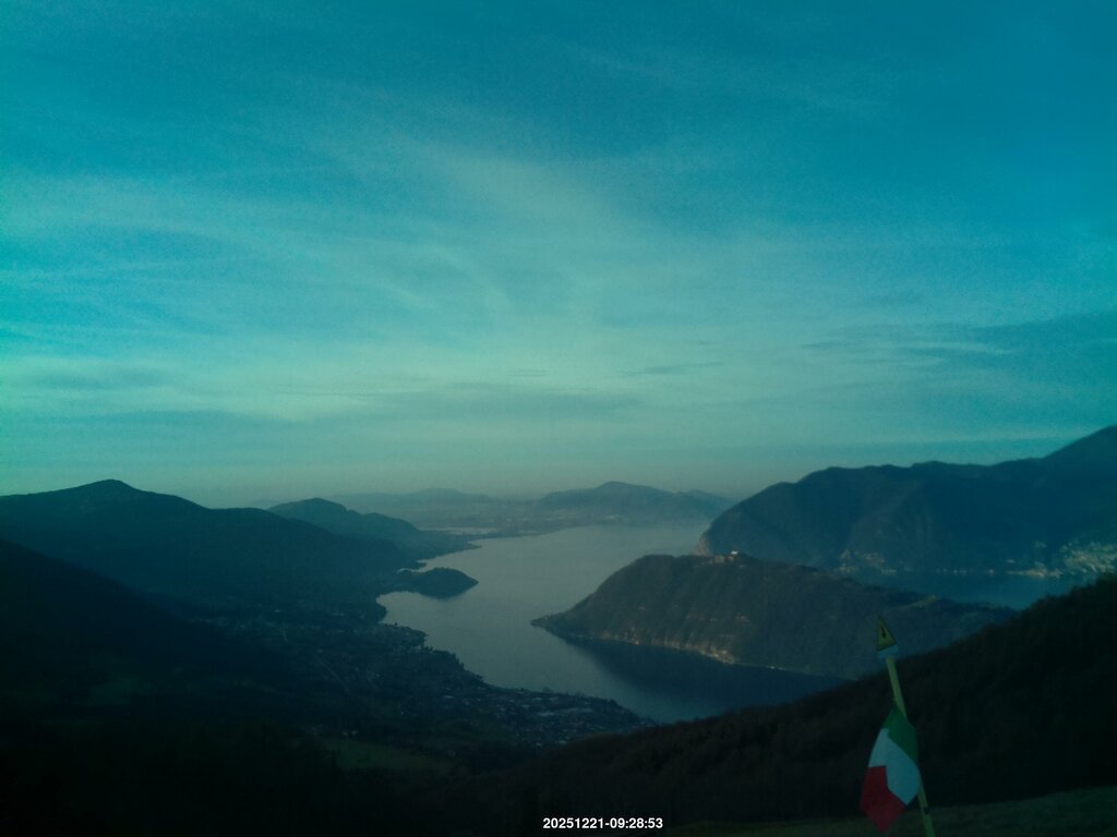 Image: 2025-12-21_09-30.jpg