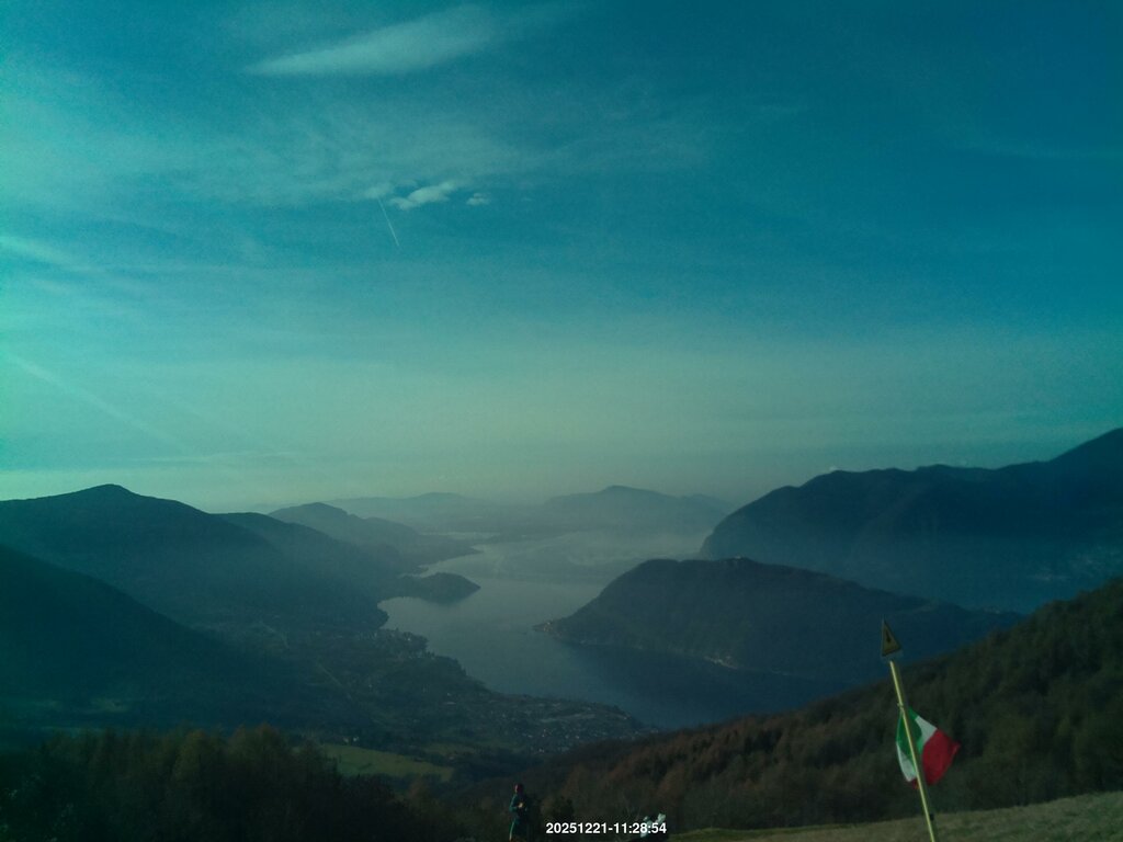 Image: 2025-12-21_11-30.jpg