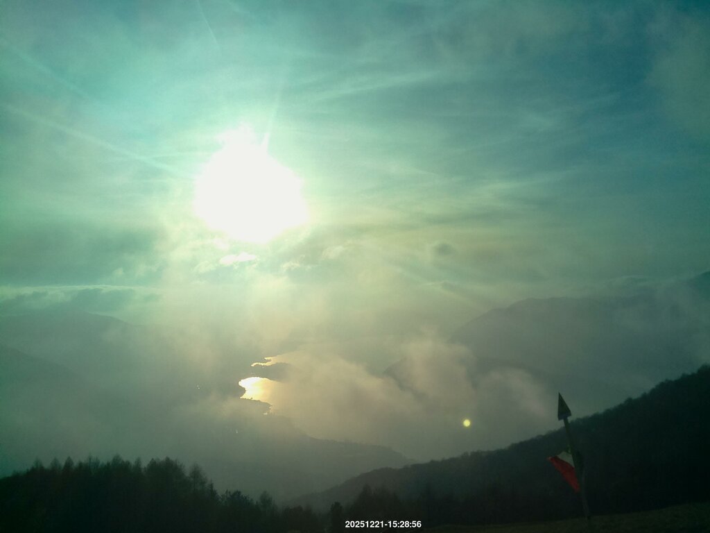 Image: 2025-12-21_15-30.jpg