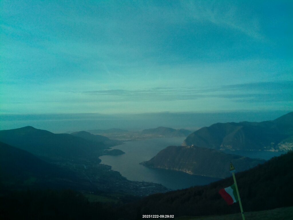 Image: 2025-12-22_09-30.jpg