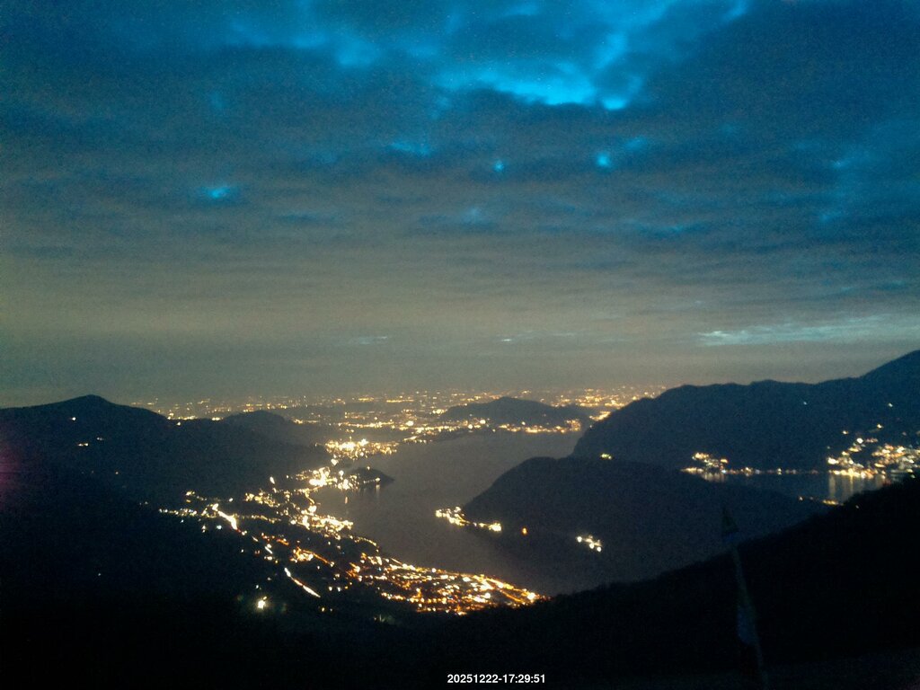 Image: 2025-12-22_17-30.jpg