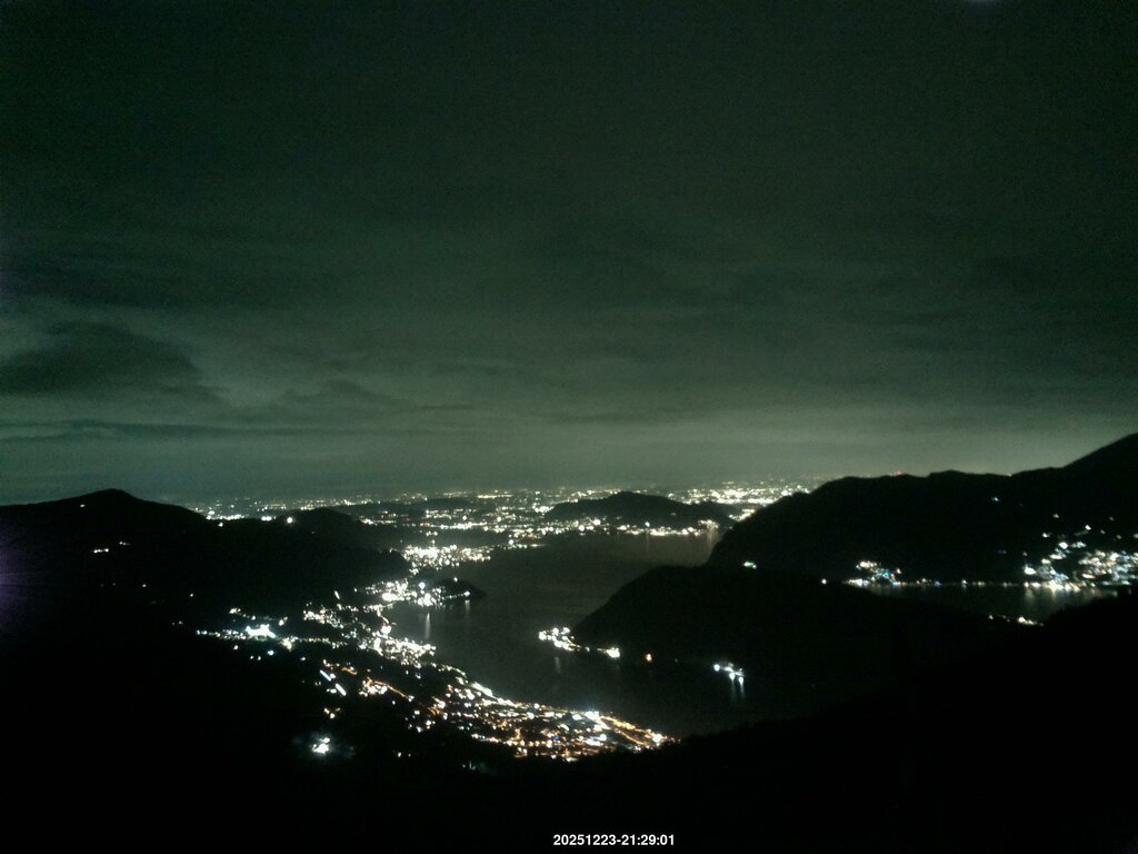 Image: 2025-12-23_21-30.jpg