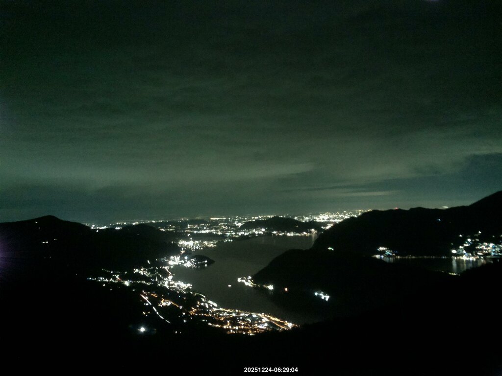 Image: 2025-12-24_06-30.jpg